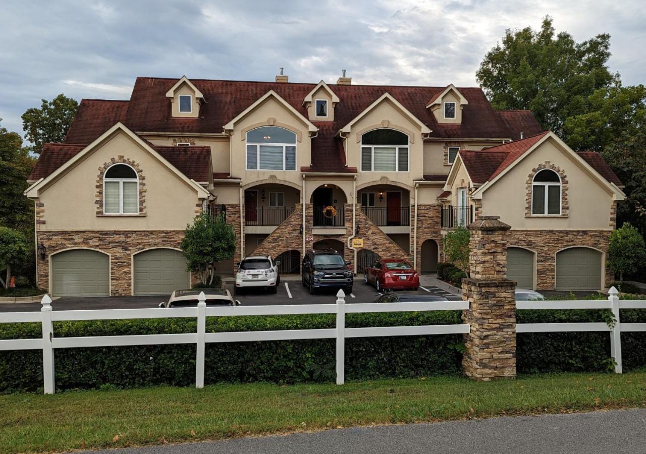Relaxing Condo On The River - New Air Hockey Table Pigeon Forge Esterno foto