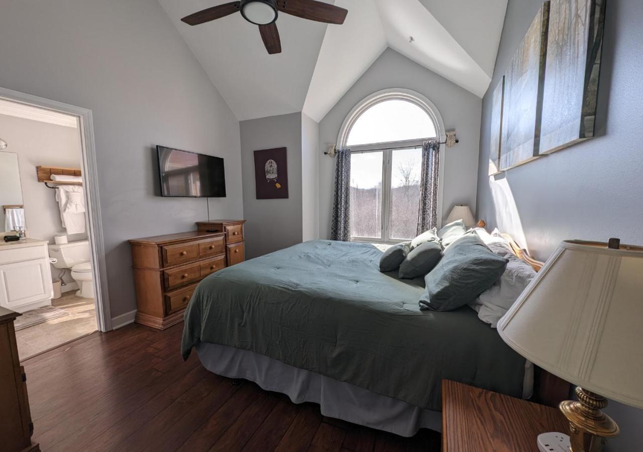 Relaxing Condo On The River - New Air Hockey Table Pigeon Forge Esterno foto